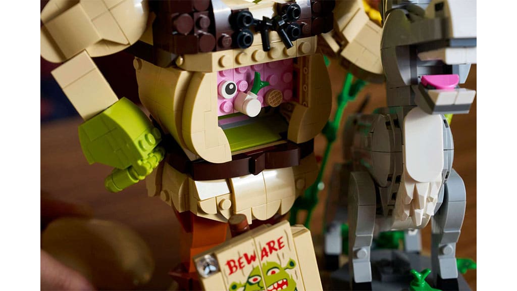 Das LEGO Ideas Shrek, Esel und Puss in Boots Set