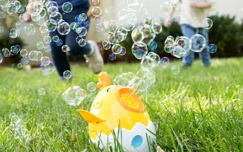 Maxx Bubbles tanzendes Seifenblasen-pustendes Küken