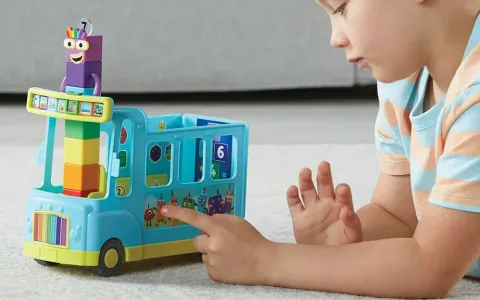 Schlaf gut auf den Pottery Barn Kids PAW Patrol und Hello Kitty Schlafmatten!