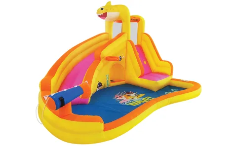 Helfen Sie dem Baby, mit einem taktilen Spiel zu lernen: Alpha Toys präsentiert die Smart Steps-Produktlinie.