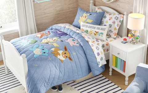Kinder können mit der Fisher-Price Holz-Montessori-Kollektion zielgerichtet spielen.