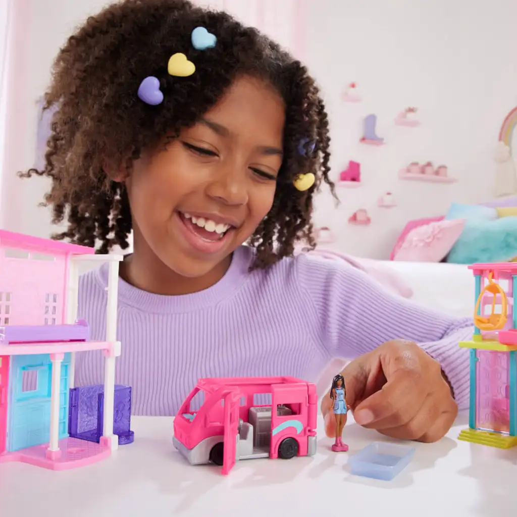 Barbie: Mini BarbieLand Fahrzeuge - Traum-Wohnmobil-Set - Mattel Bild 3