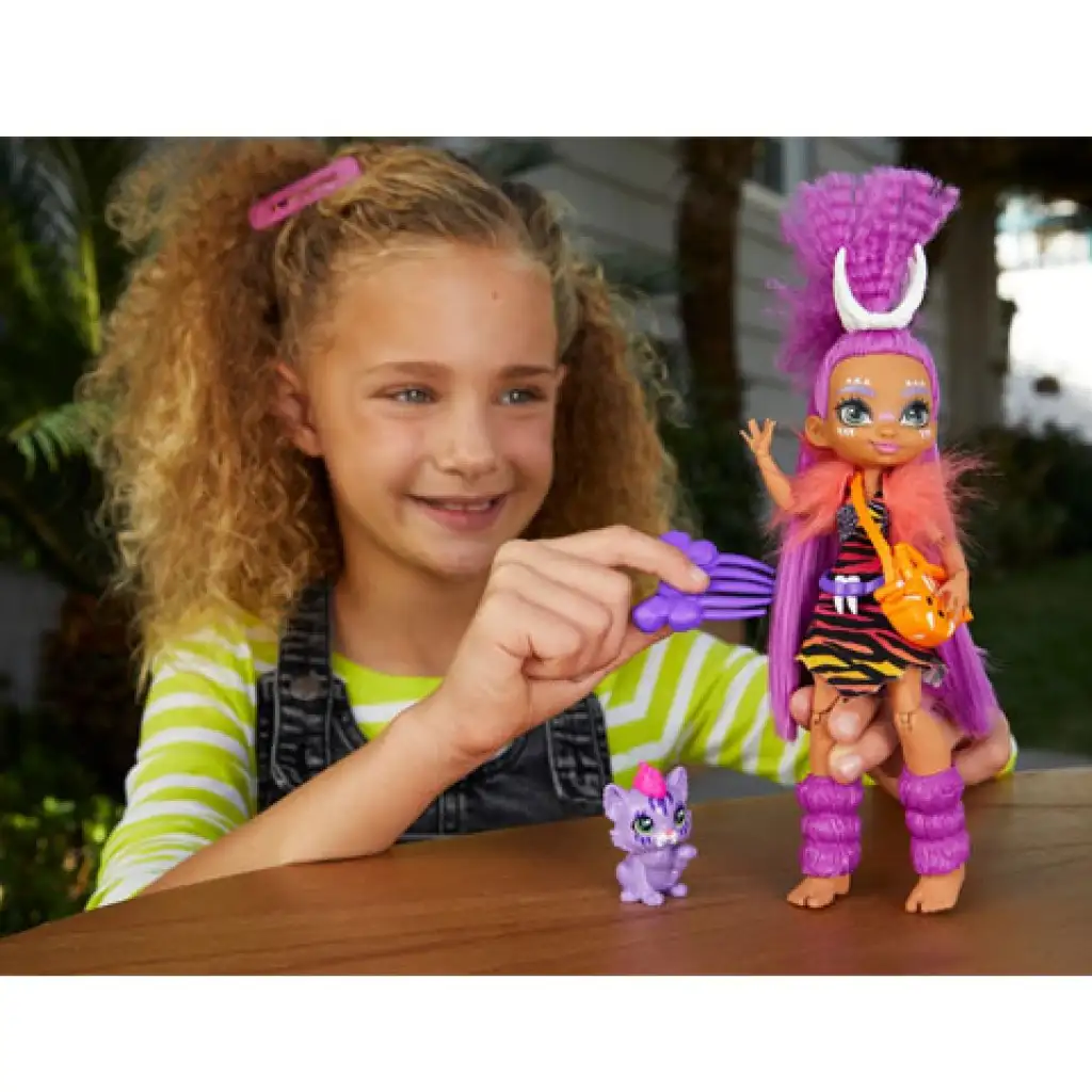 Cave Club: Roaralai Spielset mit Ferell dem Urzeitwesen - Mattel Bild 4