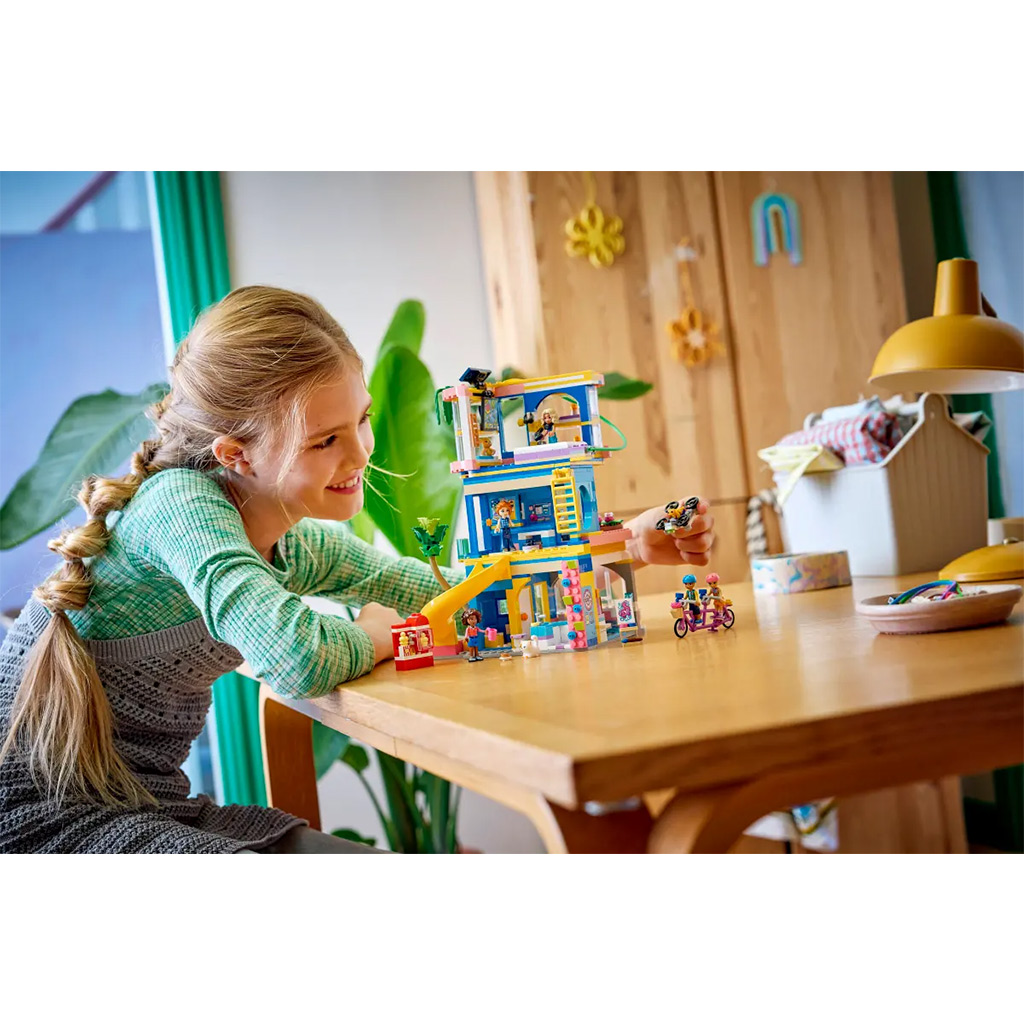 LEGO® Friends: Heartlake City Klubhaus (42689) Bild 7
