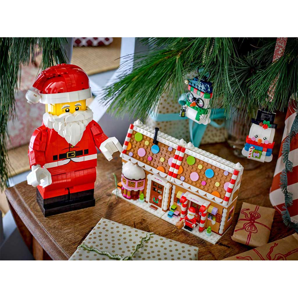 LEGO®: Große Weihnachtsmann-Minifigur (40820) Bild 4