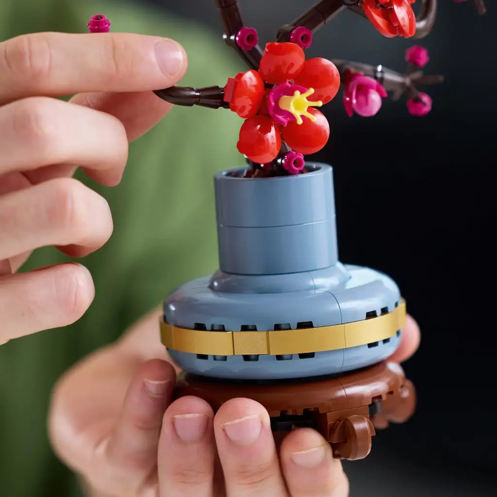 LEGO® Icons: Pflaumenblüte (10369) Bild 5