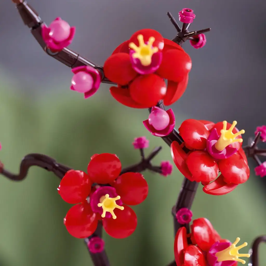 LEGO® Icons: Pflaumenblüte (10369) Bild 6