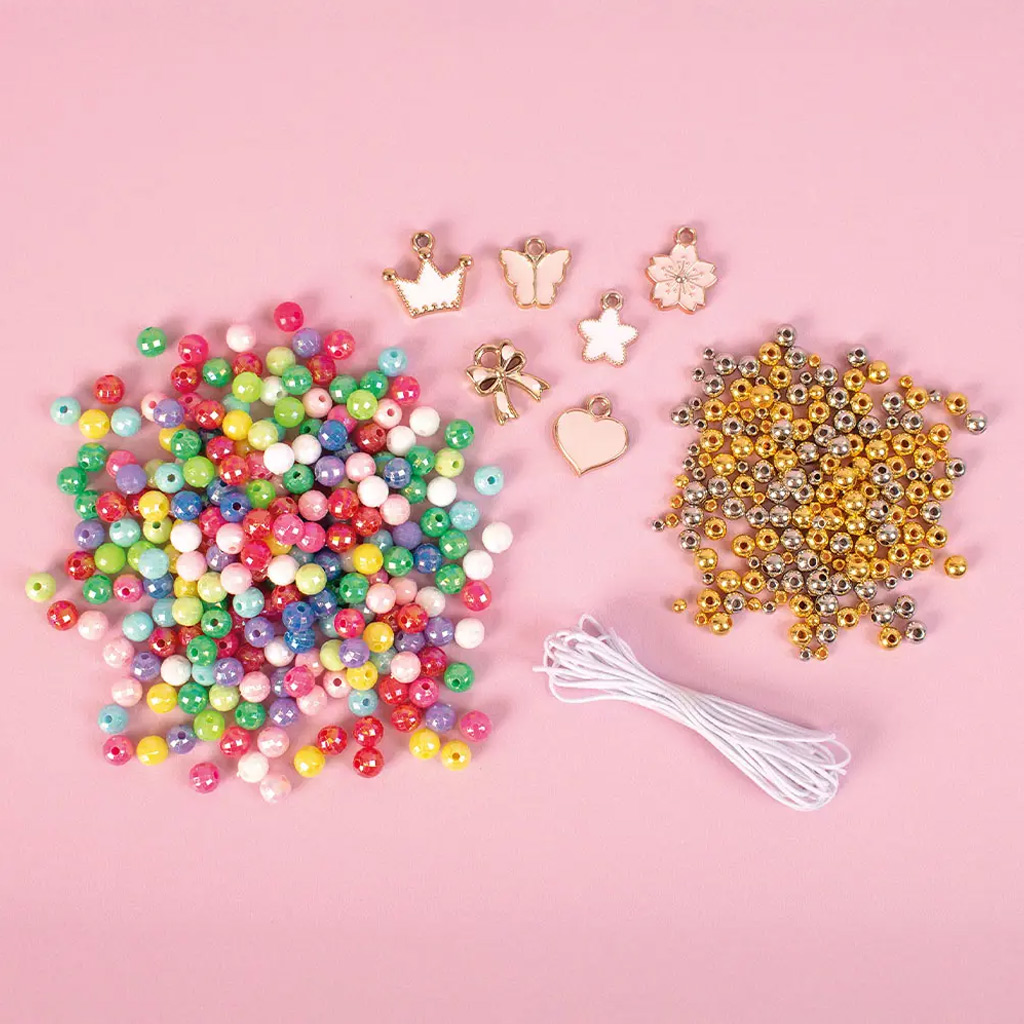 PlayBox: Charm Armband Bastelset mit Perlen und Anhängern 500 Stück Bild 2
