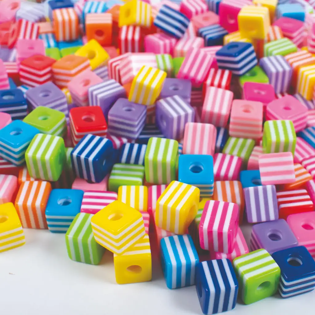 PlayBox: Gestreiftes buntes Perlen-Set 300 Stück Bild 1