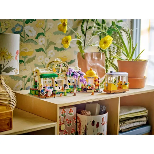 LEGO® Friends: Botanisches Café und Blumenladen (42671) Bild 6