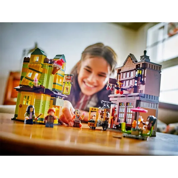 LEGO® Harry Potter: Bestes Quidditch™ Sportgeschäft und Eissalon (76452) Bild 6