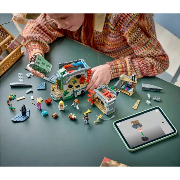 LEGO® Harry Potter: Luna Lovegoods Haus (76467) Bild 5