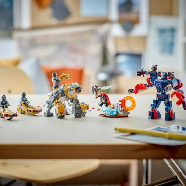 LEGO® Marvel: Avengers: Endgame Thor gegen die Chitauri-Krieger (76322) Bild 3