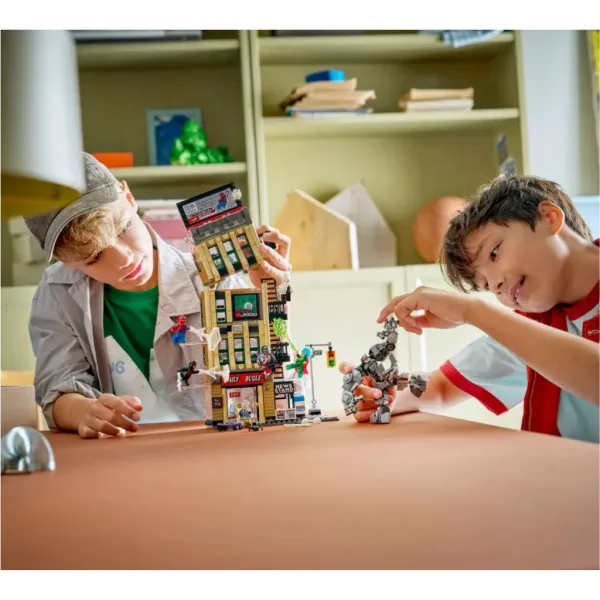 LEGO® Marvel: Spider-Man vs. Mysterio: Daily Bugle (76342) Bild 4