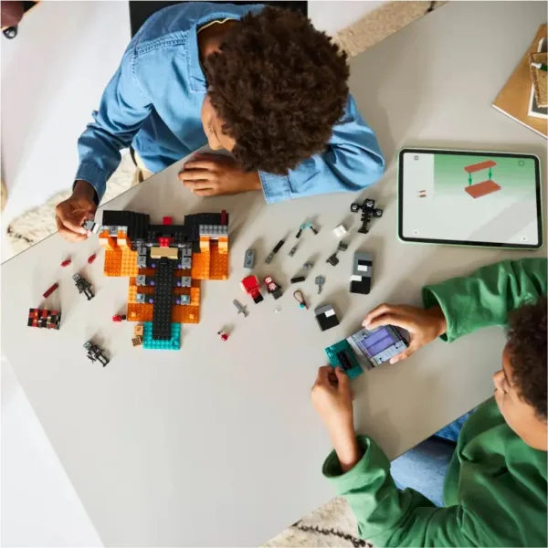 LEGO® Minecraft: Der Kampf gegen die Wither (21590) Bild 5