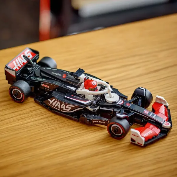 LEGO® Speed Champions: MoneyGram Haas F1® Team VF-24 Rennwagen (77250) Bild 3