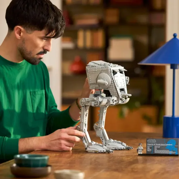 LEGO® Star Wars™: AT-ST™ Läufer (75417) Bild 6
