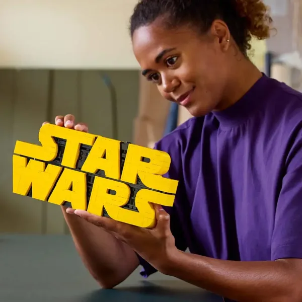 LEGO® Star Wars™: Aus Steinen gebautes Star Wars™ Logo (75407) Bild 2