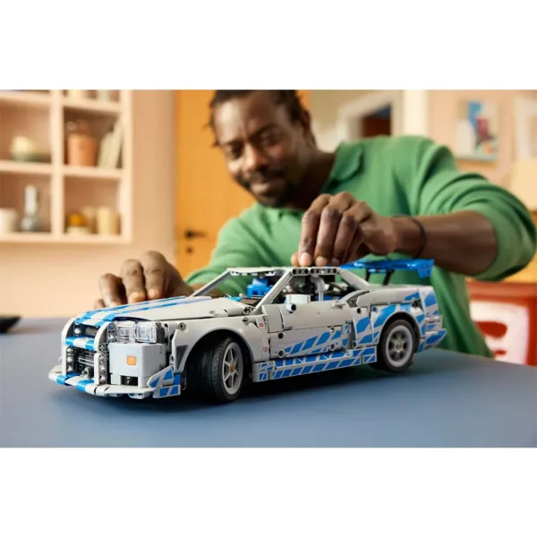 LEGO® Technic: 2 Fast 2 Furious Nissan Skyline GT-R (R34) Auto (42210) Bild 7