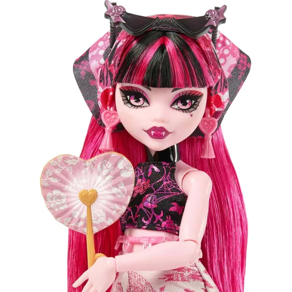 Monster High Schrecklich gute Freundinnen Geheimnisse: Gruselige Reise Draculaura Puppe - Mattel Bild 5