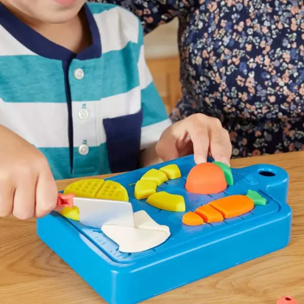 Play-Doh: Little Chef Knetset mit 5 Dosen Knete und Zubehör 255g - Hasbro Bild 4