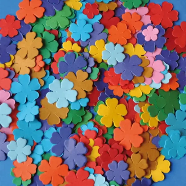 PlayBox: Blumenförmiges Papiermosaik in verschiedenen Größen und Farben, 3600er-Set Bild 1