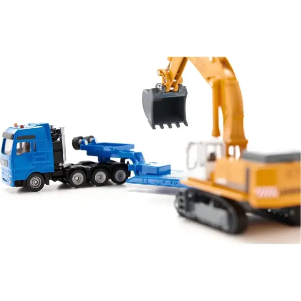 SIKU MAN Schwertransporter mit Liebherr Bagger 1/87 Bild 2