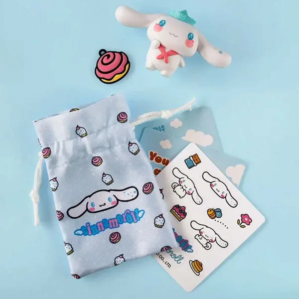 Hello Kitty: Cinnamoroll Figur im Karton mit Zubehör, 6 cm Bild 3