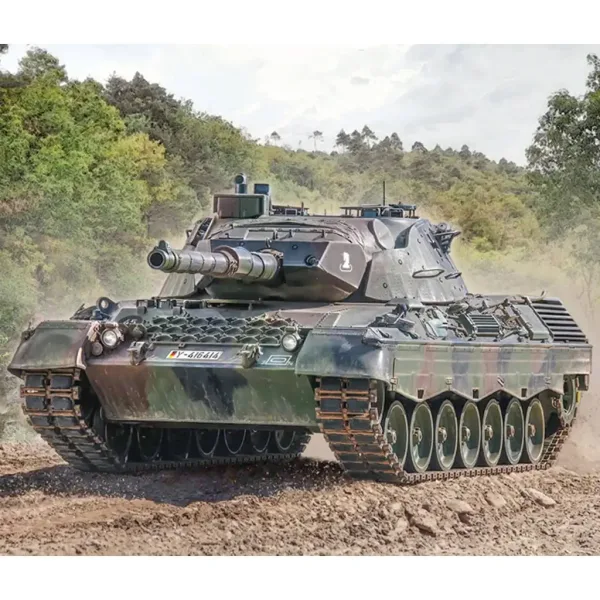 Italeri 1/35 Leopard 1A5 Panzer Modellbausatz Bild 9
