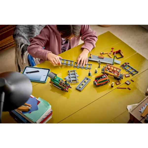 LEGO® City: Nostalgie Dampflok (60511) Bild 6