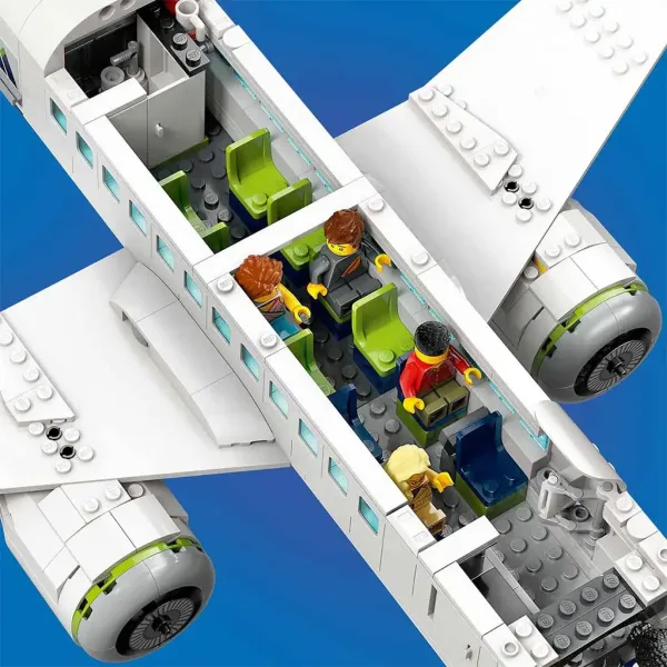 LEGO® City: Passagierflugzeug (60367) Bild 5