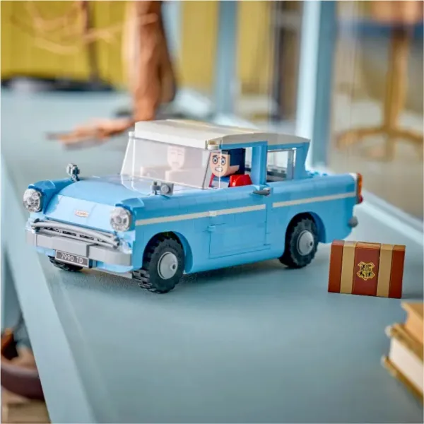 LEGO® Harry Potter: Der verzauberte fliegende Ford Anglia™ (76470) Bild 5