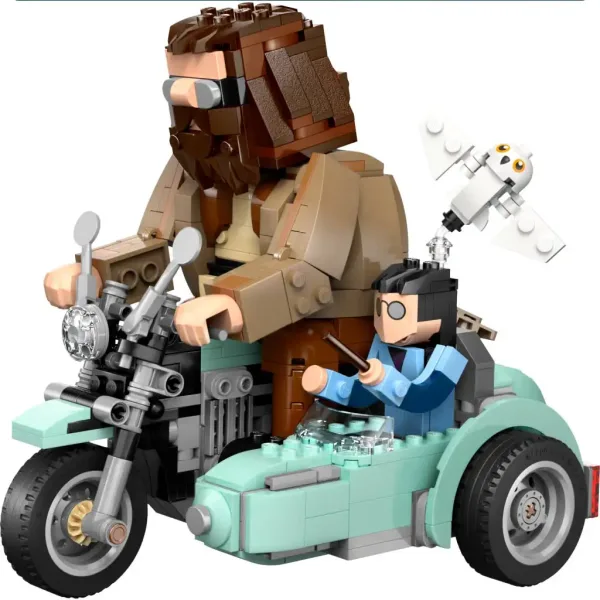 LEGO® Harry Potter: Hagrids™ und Harrys Motorradausflug (76443) Bild 2