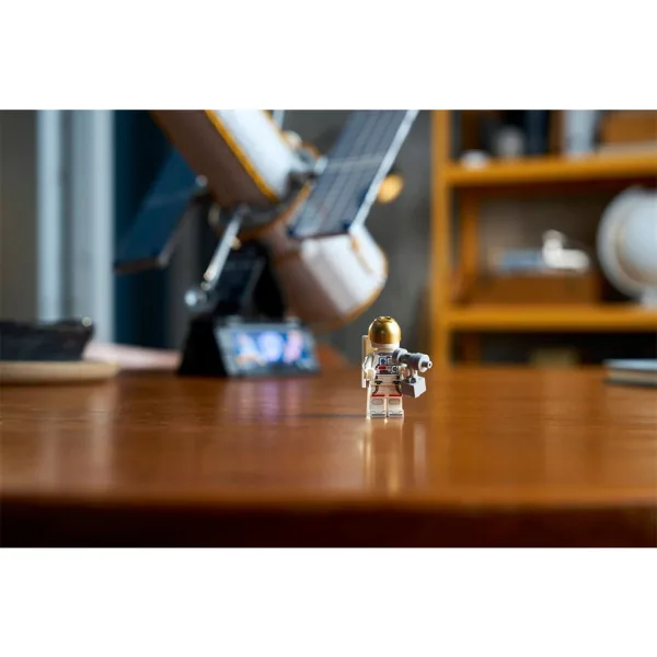 LEGO® Icons: Hubble-Weltraumteleskop (11383) Bild 12