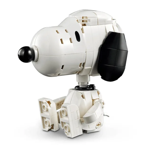 LEGO® Ideas: Peanuts: Snoopy Hundehütte (21368) Bild 4