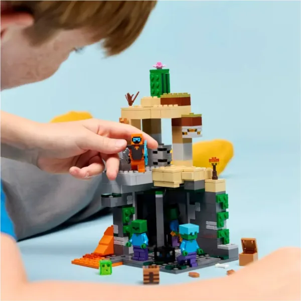LEGO® Minecraft: Zombieversteck (21587) Bild 5