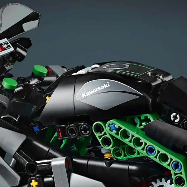 LEGO® Technic: Kawasaki Ninja H2R Motorrad (42170) Bild 3