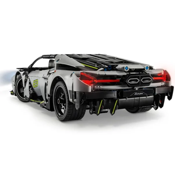 LEGO® Technic: Lamborghini Revuelto Supersportwagen (42214) Bild 4