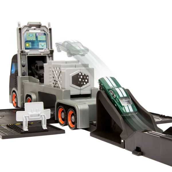 Matchbox Der Film: 2 in 1 Mercedes Transporter und umwandelbare Rennbahn – Mattel Bild 5