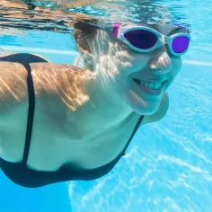 Bestway: Accelera™ Schwimmbrille in verschiedenen Farben 1 Stk Bild 6