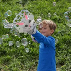 Bubble Seifenblasen-Handschuh in mehreren Varianten Bild 4