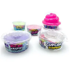 Compound Kings: Mische und rühre duftenden Cupcake-Slime mit Überraschung Bild 2