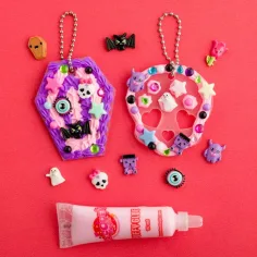 Decoden Magic - Zauberdeko: unheimlich süßer Taschenanhänger Bild 3