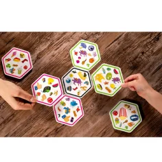 Dobble Connect Gesellschaftsspiel Bild 3