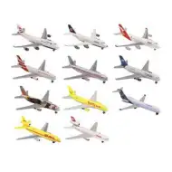 Flugzeug aus Metall in verschiedenen Ausführungen - Majorette