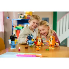 LEGO® Bluey™: Blueys Familie aus Bausteinen (11217) Bild 9