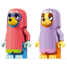 LEGO® Bluey™: Omas mit Bingo und Bluey (11216) Bild 6
