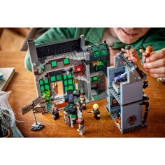 LEGO® Harry Potter™: Die Zaubergeschäfte der Nockturngasse™ (76471) Bild 6
