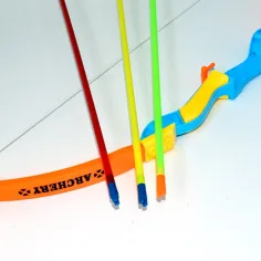 Neues Set mit Saugnapfpfeilen 55 cm Bild 3