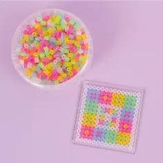 PlayBox: 5mm MIDI Bügelperlen 1000 Stück in hellen transparenten Farben Bild 2